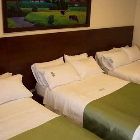 Hotel Nubes Verdes Ipiales Exterior photo