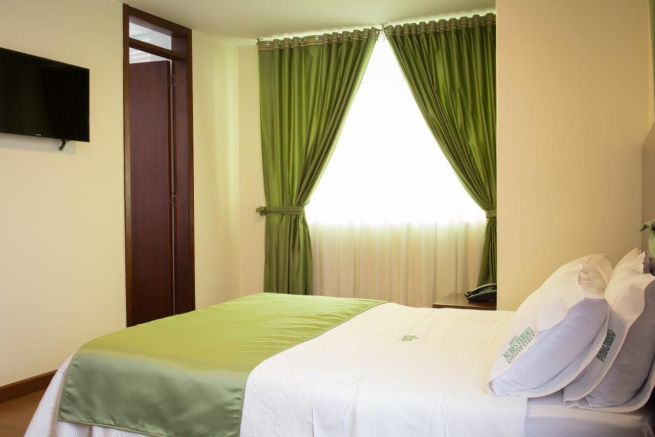Hotel Nubes Verdes Ipiales Exterior photo